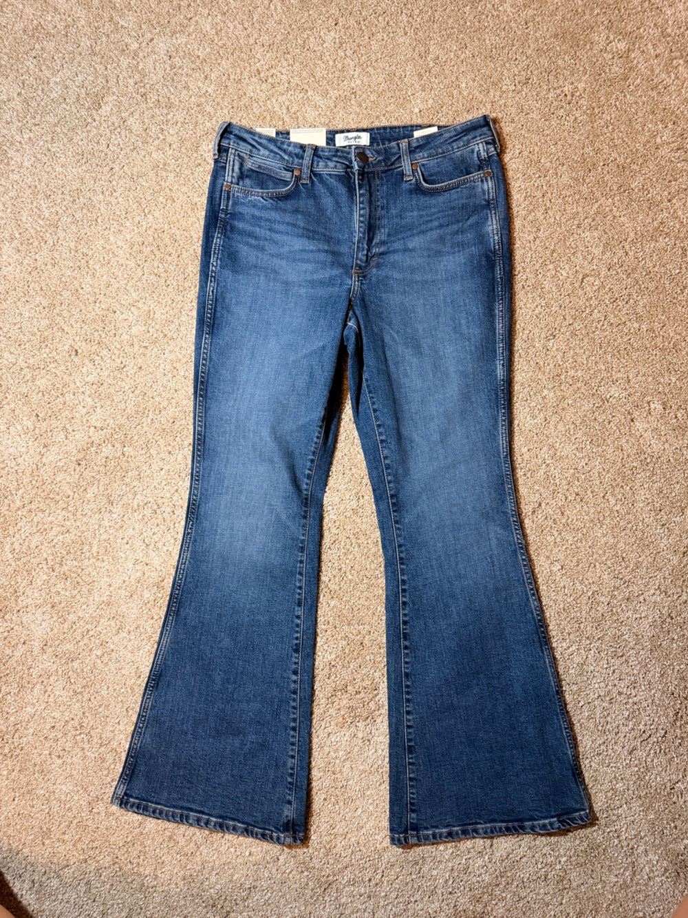 Women’s Wrangler Retro Flare Jeans